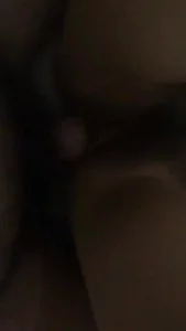 老公一出差女同事就想让我操她