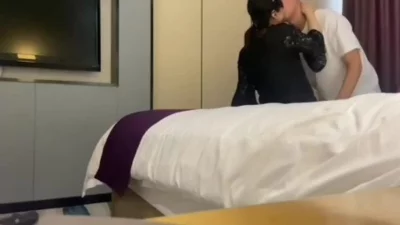 没想到床上这么反差不听话男主直接拿巴掌扇，一喷都是水都快被操昏厥了！